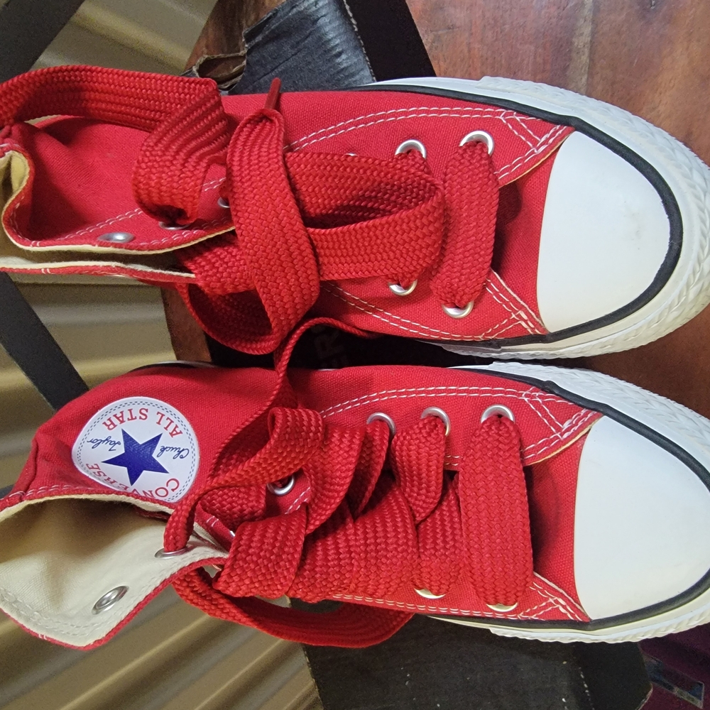 Converse Red High-Top Sneakers Classic Design